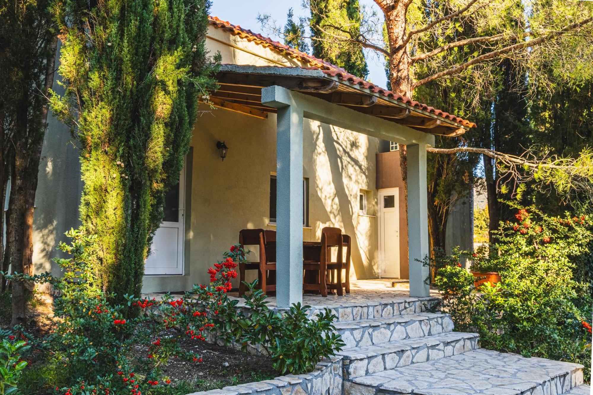 Country House Uros In Nature With Pool Lovorno Exterior photo